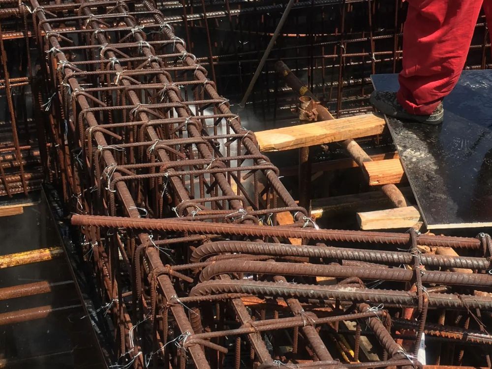 工地鋼筋生銹怎么辦？